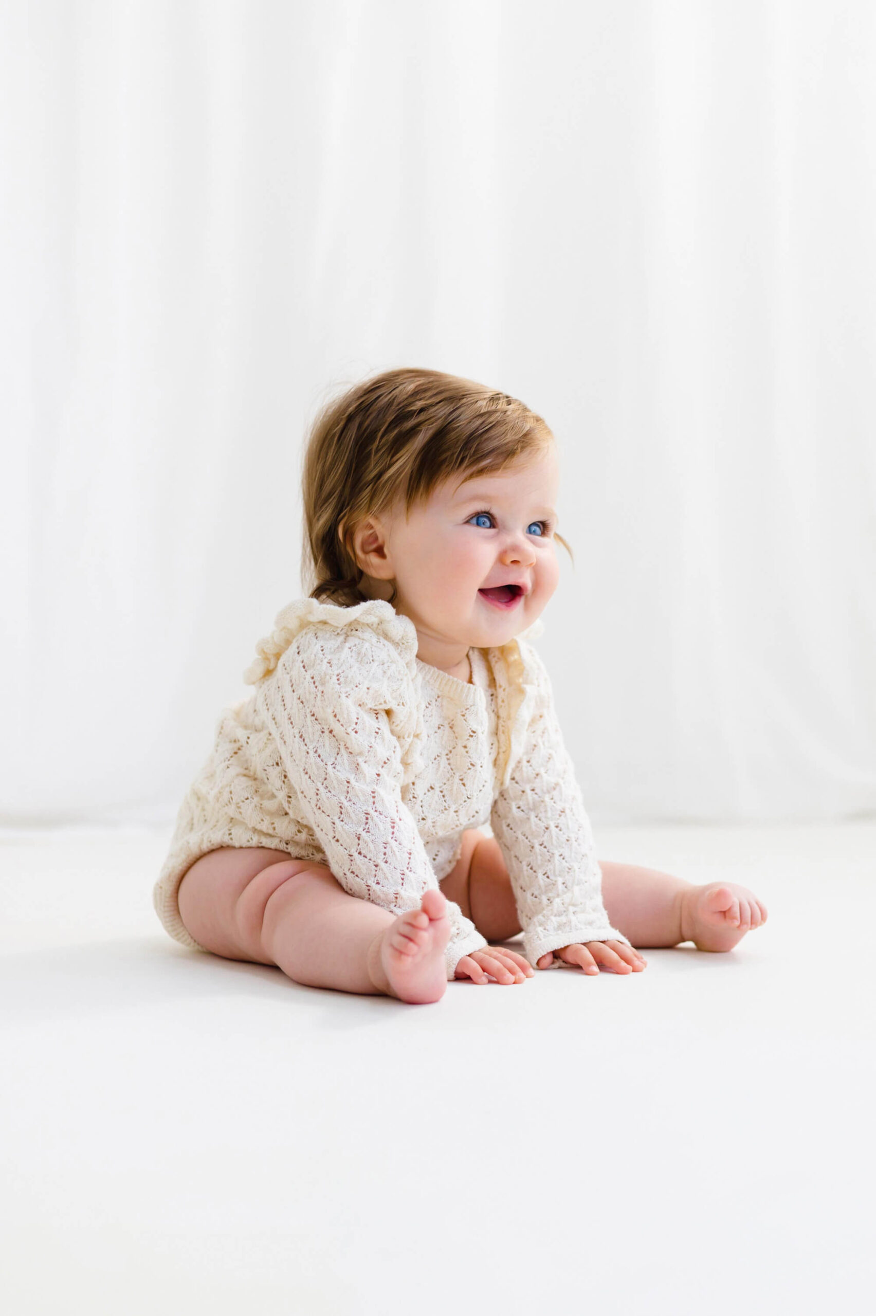Pregnancy photo shoot in Hatfield by Megan Foster