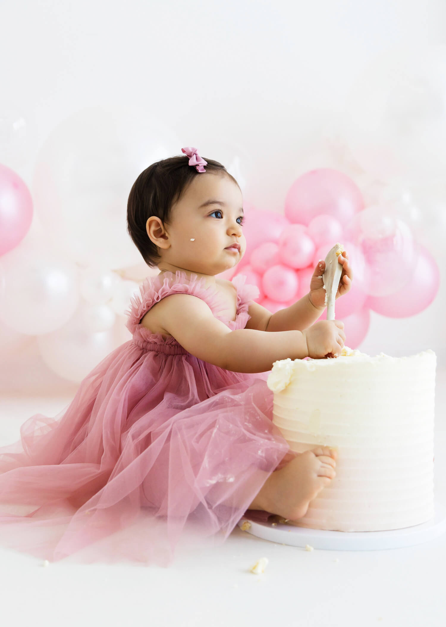 Newborn photo shoot in Hatfield by Megan Foster